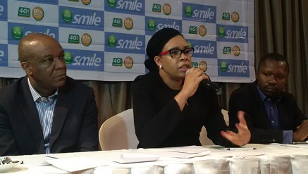 (L-r): Kenneth Esenwah, general manager, Sales and Distribution, Alero Ladipo, new chief marketing officer and Gbolahan Thomas, senior manager, legal and regulatory, all from Smile Communications Nigeria Limited, during a press parley in Lagos…On Wednesday.